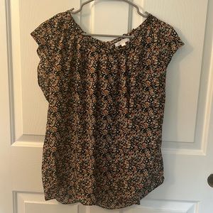 EUC LC Lauren Conrad Pleat Neck Blouse